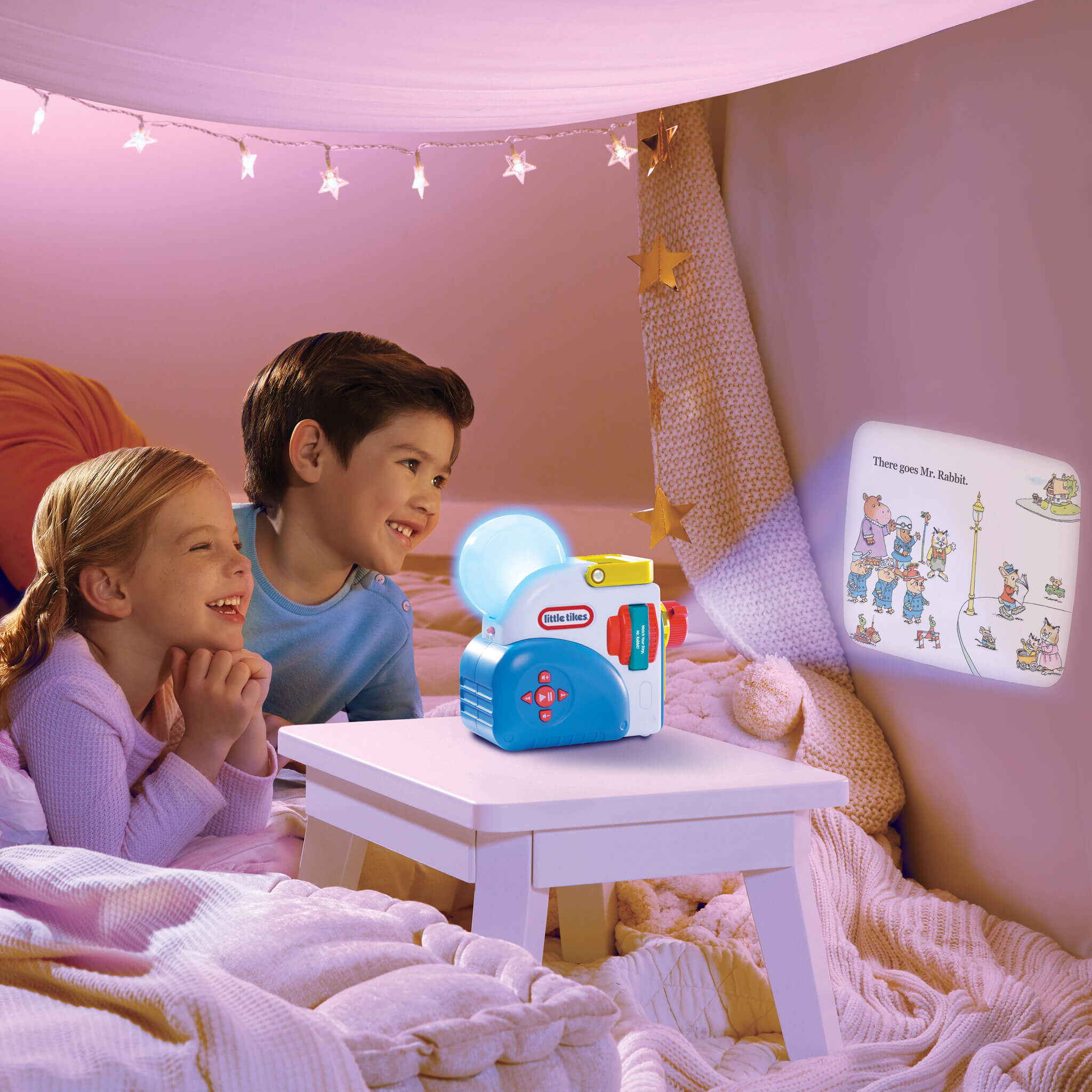 kids watching Busytown Story on the wall